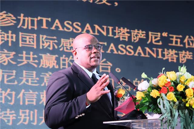 大本钟国际营销服务有限公司董事长、TASSANI国际公共关系高级顾问Blackett Lan 大本钟国际营销服务有限公司董事长、TASSANI国际公共关系高级顾问Blackett Lan