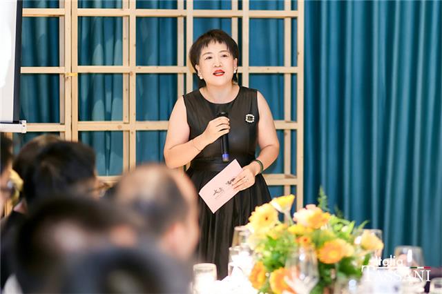 TASSANI刘芳 TASSANI刘芳