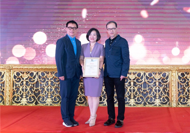 品牌资讯|TASSANI塔萨尼喜获华人设计师高尔夫俱乐部颁发的品牌荣誉证书