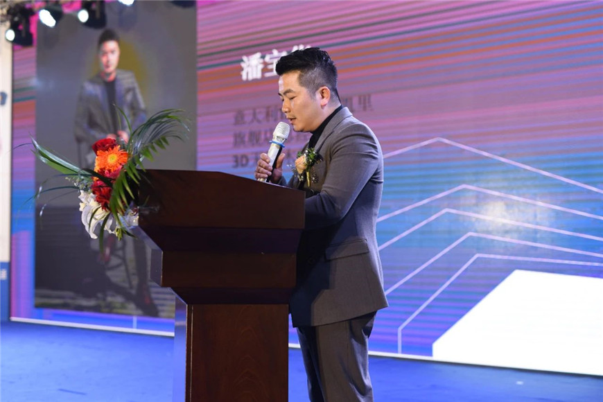 意大利TASSANI凯里旗舰店总经理潘宝华先生 意大利TASSANI凯里旗舰店总经理潘宝华先生