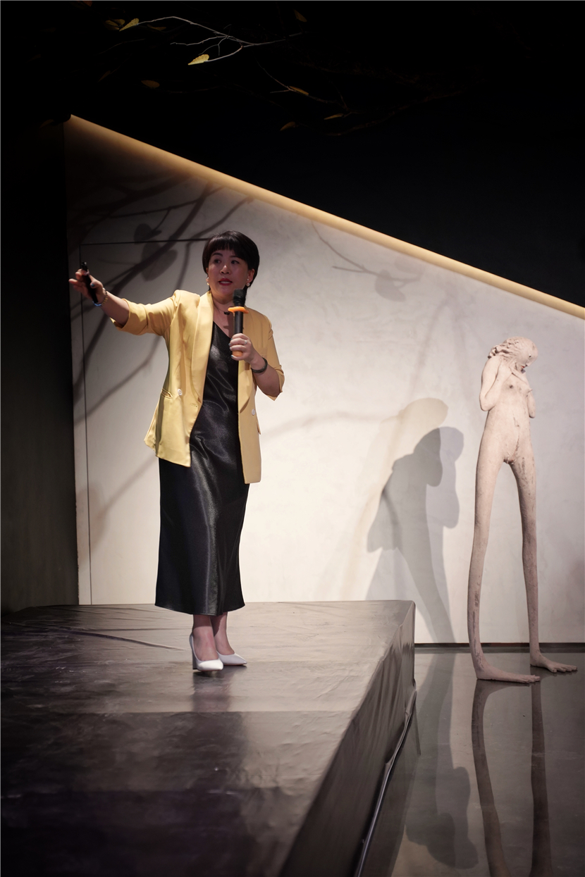 塔萨尼刘芳 塔萨尼刘芳