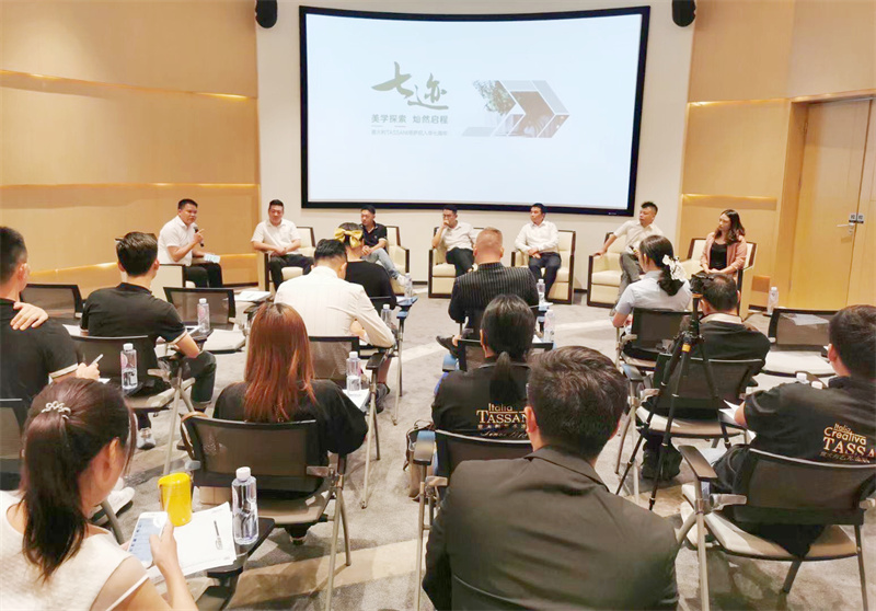 TASSANI15.jpg TASSANI15.jpg